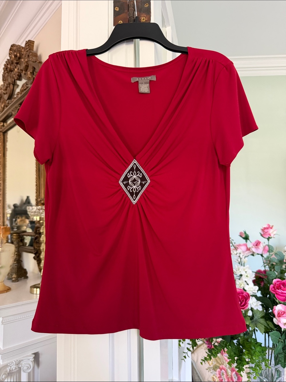 Kenar Red Short-Sleeve V-Neck Top with black Center Embellishment, size Large